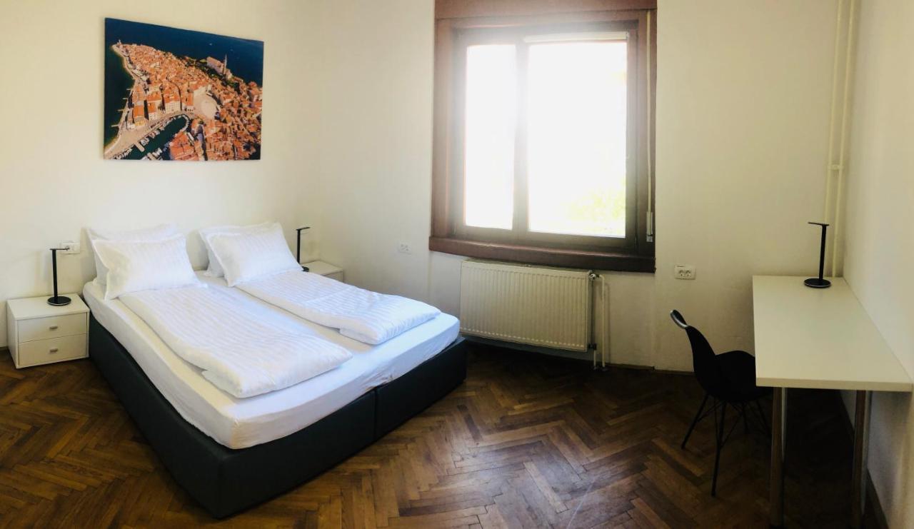 Huge Bbq Garden 2, Spacious Flat, Ac, Free Parking 2 Ljubljana Buitenkant foto
